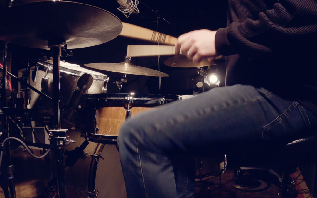 Streetlight Jam: A Soulful Drum Session from Amen Studio Bristol